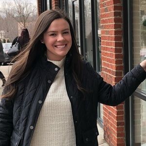 Meet your Posher, Candace